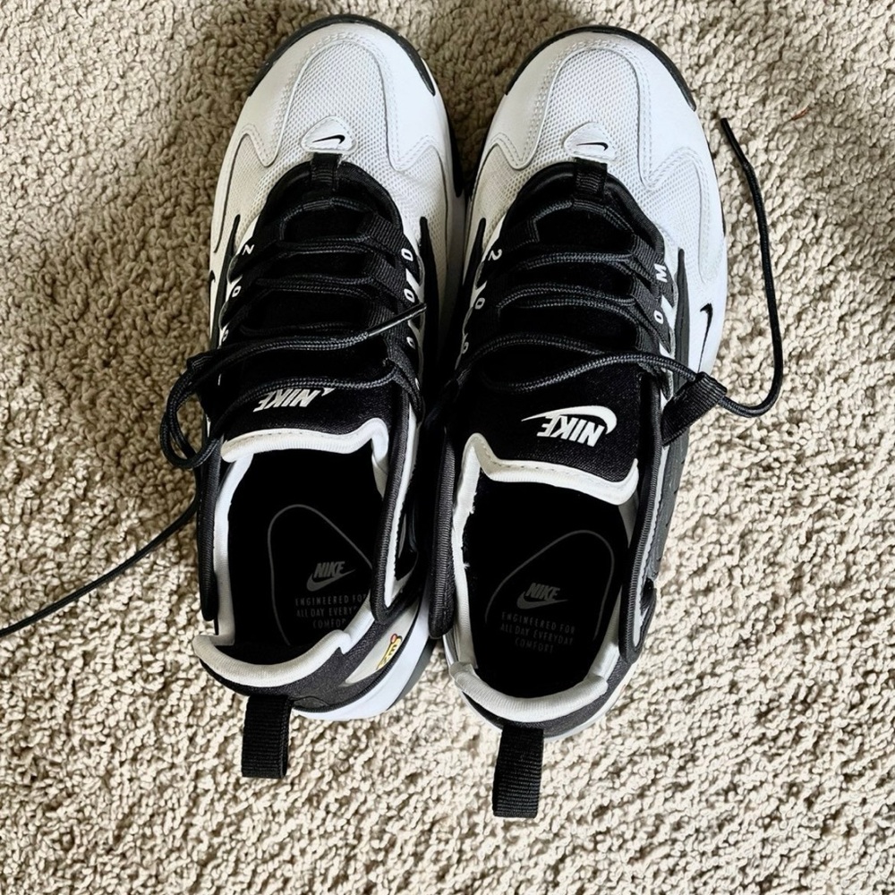 Nike Monochrome Athletic Shoes - Picture 2 of 5